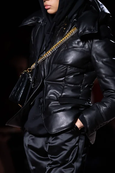 Look 61